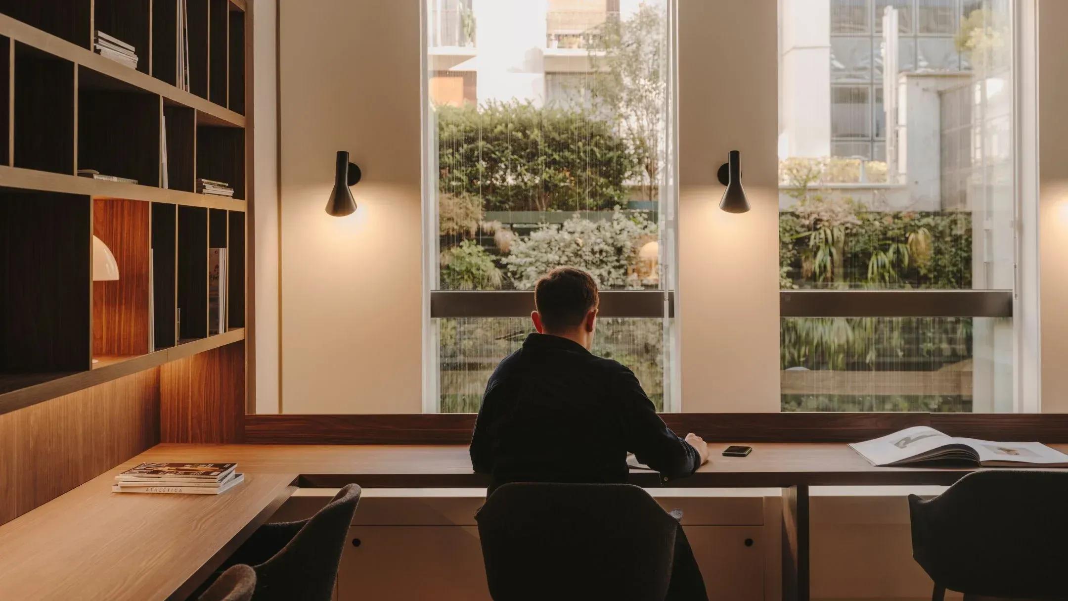 Office_6_X2_82fb406ace (1).webp