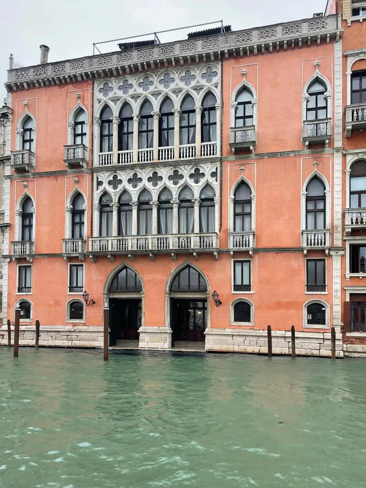 FONDAZIONE DRIES VAN NOTEN_PALAZZO PISANI MORETTA FACADE.webp